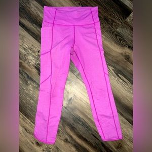 Athleta Leggings Size M Capri Length Bright Pink White Micro Stripe Pockets